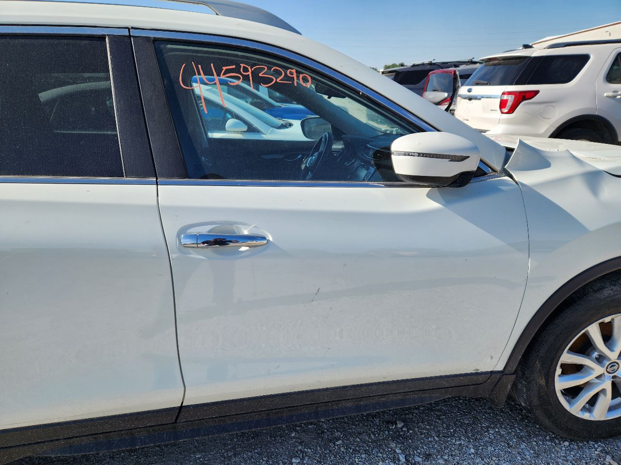 Vehicle/250352_12.jpg