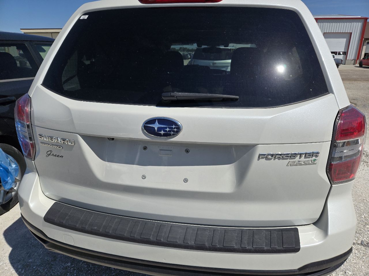 Vehicle/250366_05.jpg