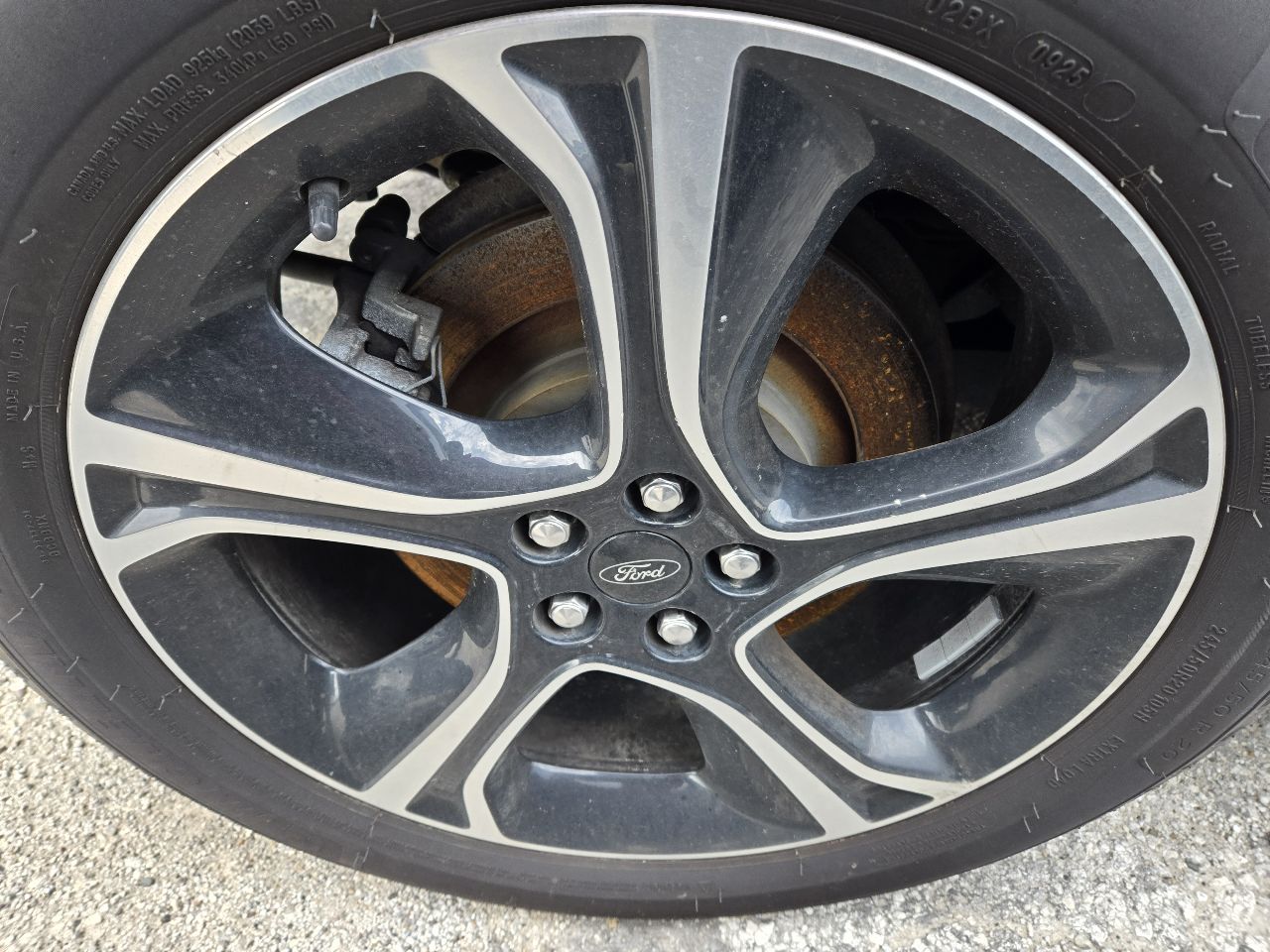 Vehicle/250370_06.jpg
