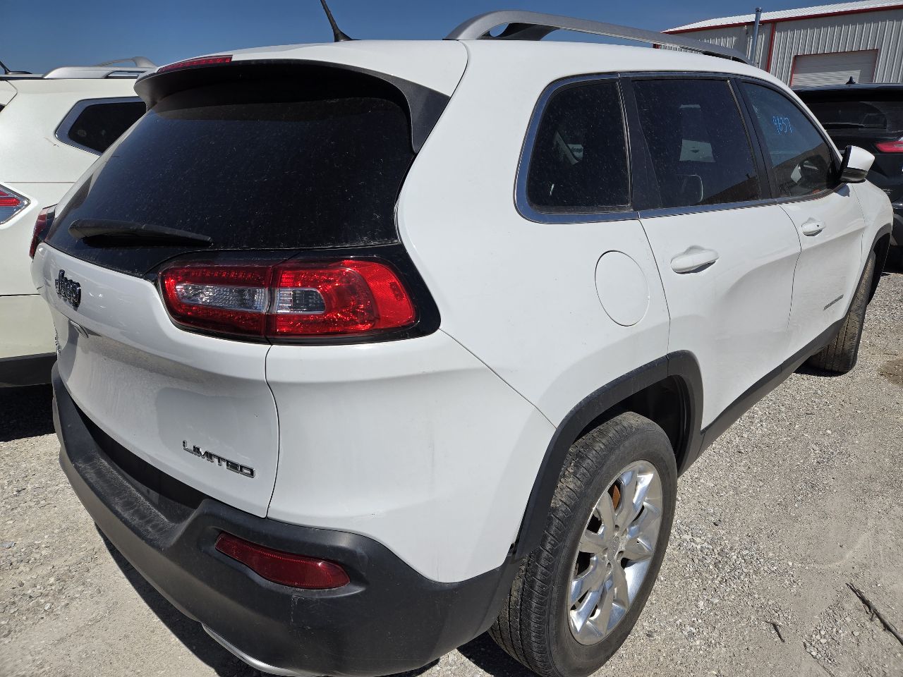 Vehicle/250382_04.jpg