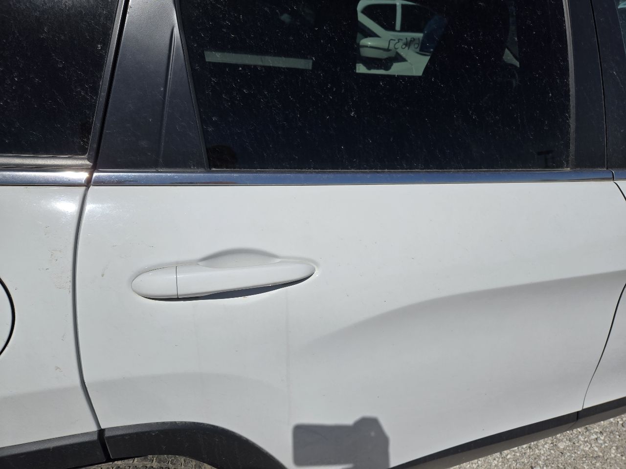 Vehicle/250382_07.jpg