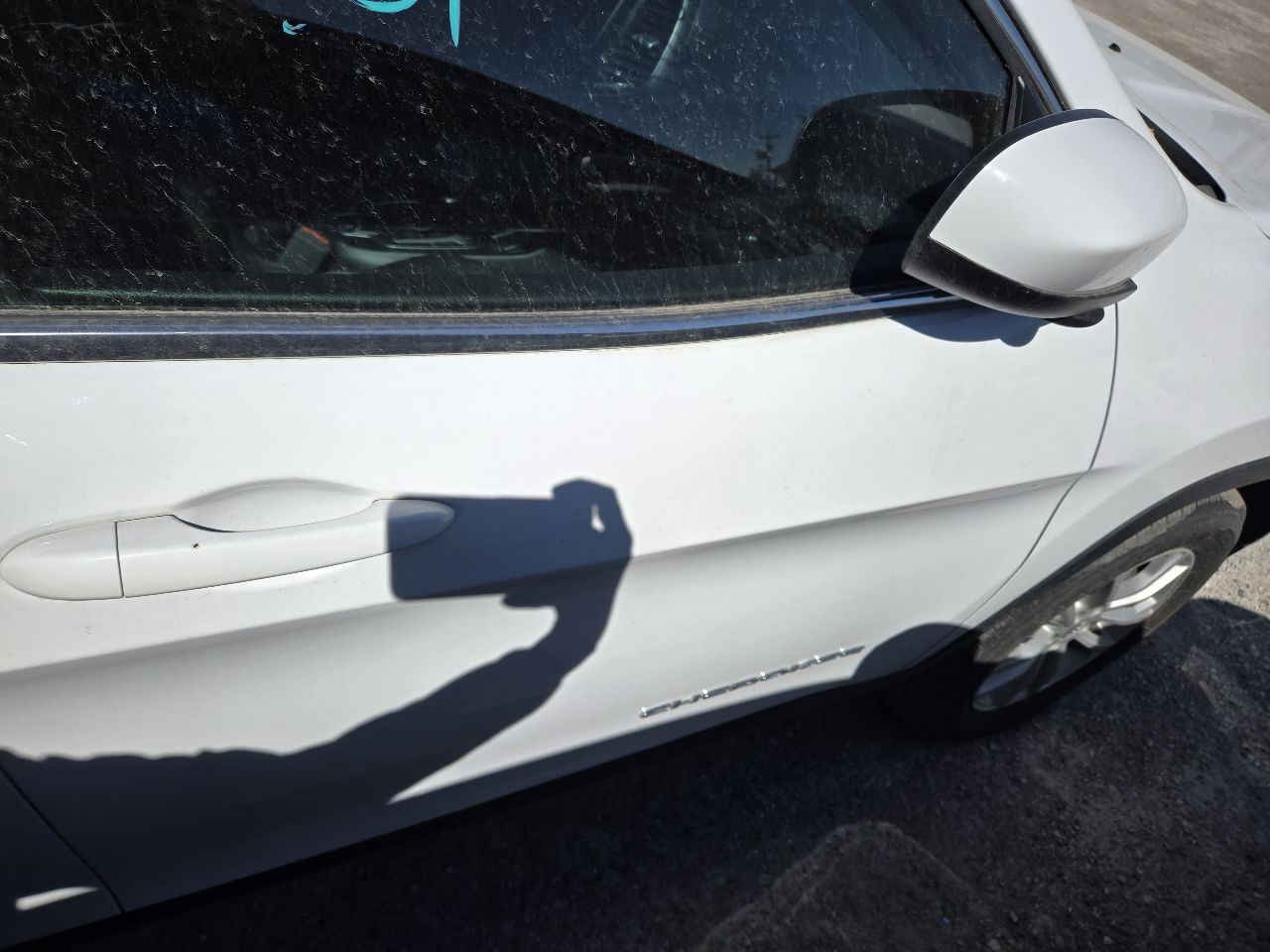 Vehicle/250384_08.jpg