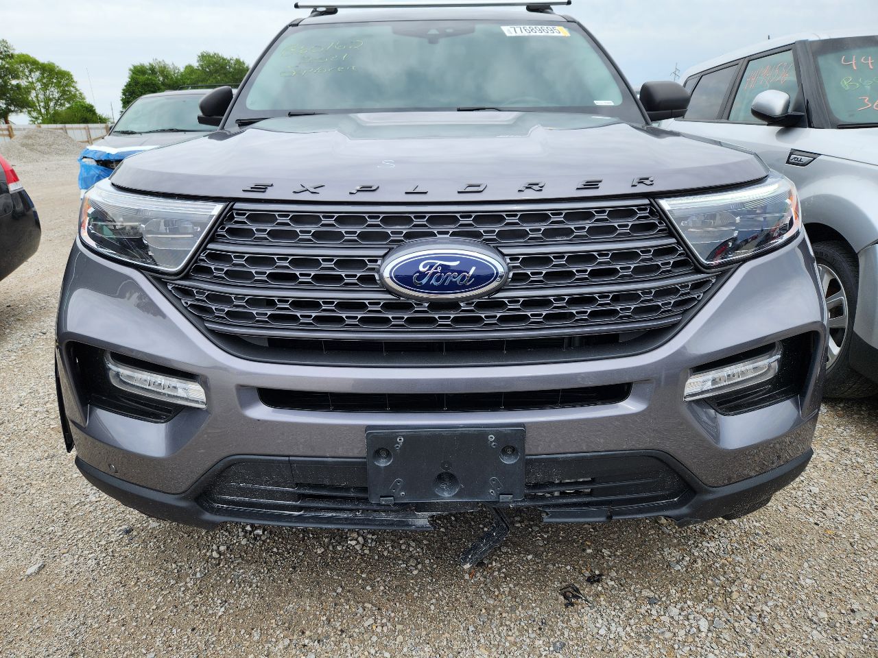 Vehicle/250390_08.jpg