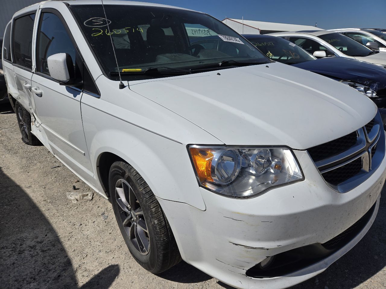 https://f005.backblazeb2.com/file/img-partshotlines-com/Inventory/EX441/Vehicle/250414_01.jpg