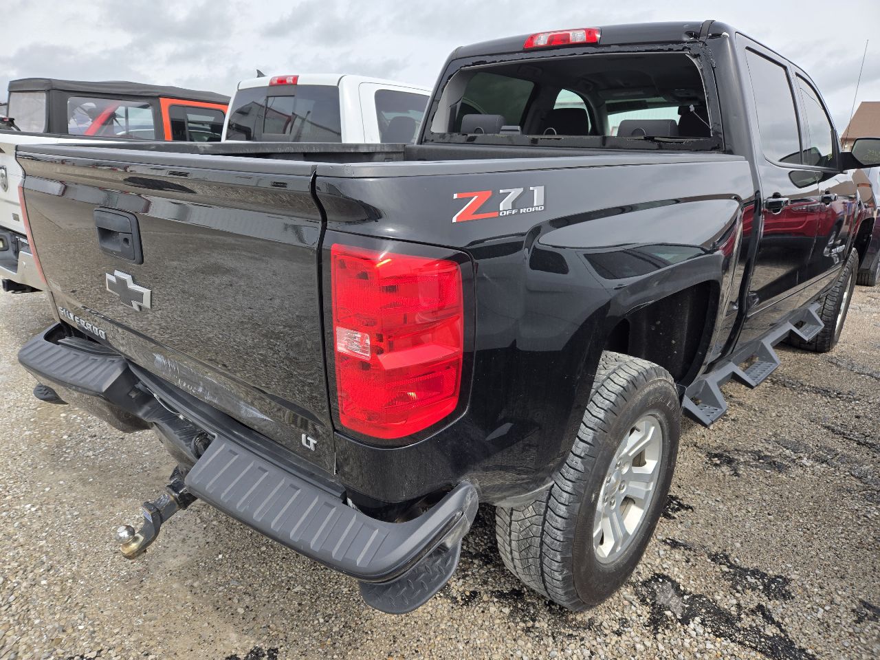Vehicle/250453_04.jpg