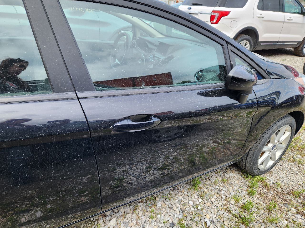https://f005.backblazeb2.com/file/img-partshotlines-com/Inventory/EX441/Vehicle/250459_12.jpg