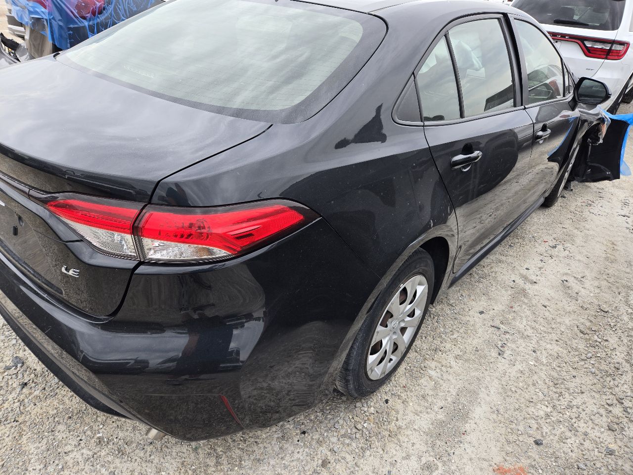 https://f005.backblazeb2.com/file/img-partshotlines-com/Inventory/EX441/Vehicle/250488_06.jpg