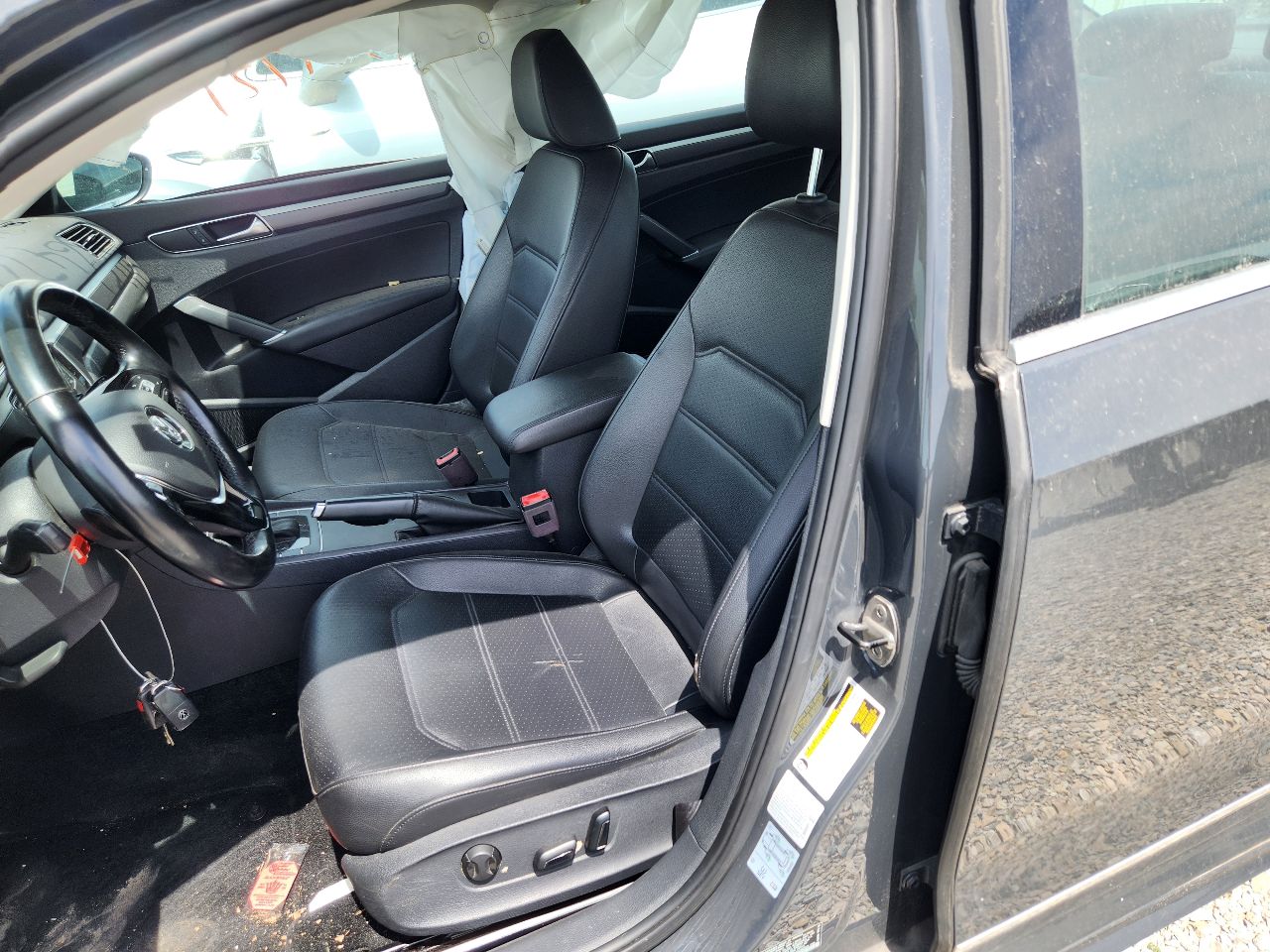 Vehicle/250499_12.jpg