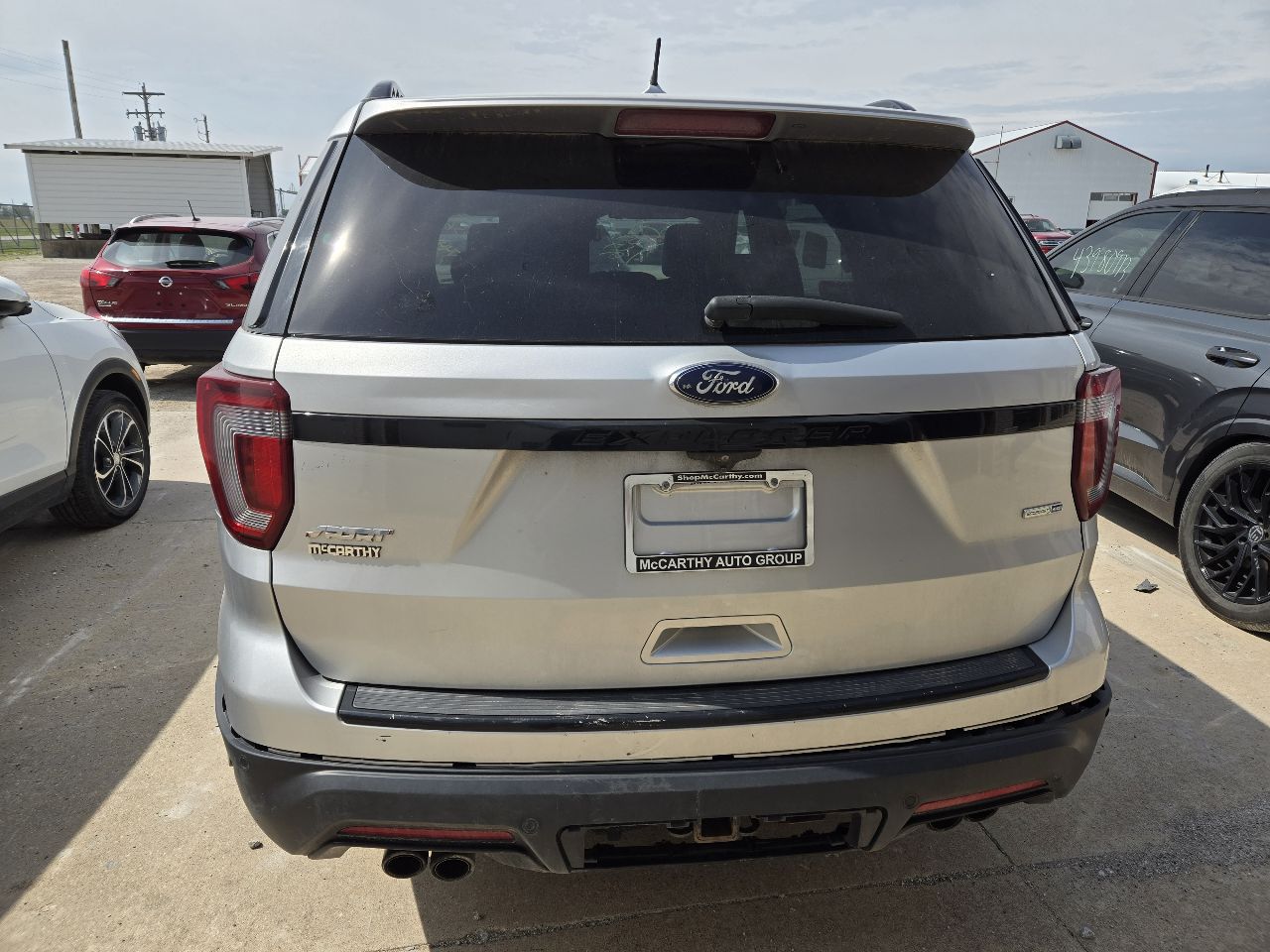 https://f005.backblazeb2.com/file/img-partshotlines-com/Inventory/EX441/Vehicle/250524_06.jpg