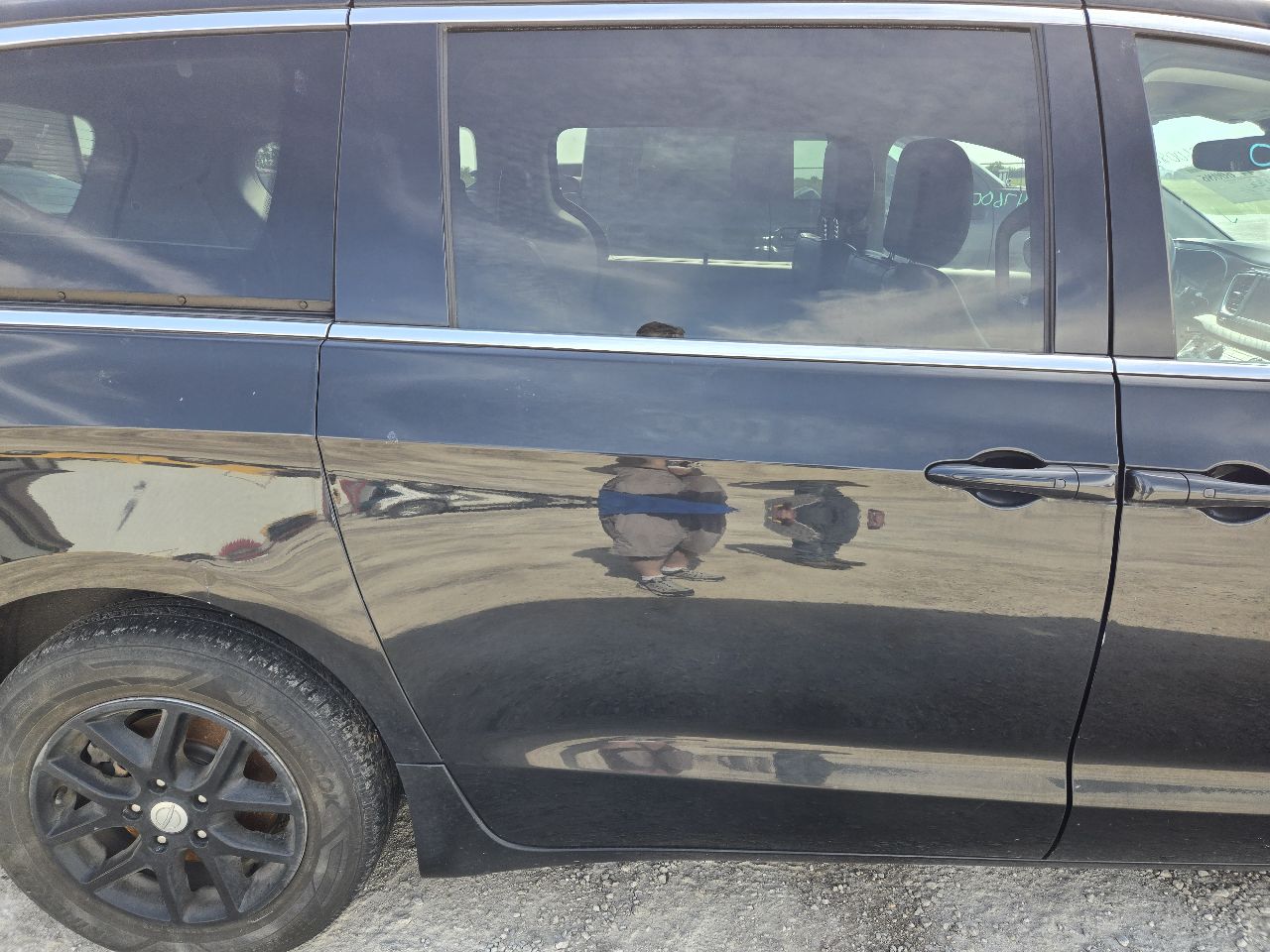 https://f005.backblazeb2.com/file/img-partshotlines-com/Inventory/EX441/Vehicle/250532_09.jpg