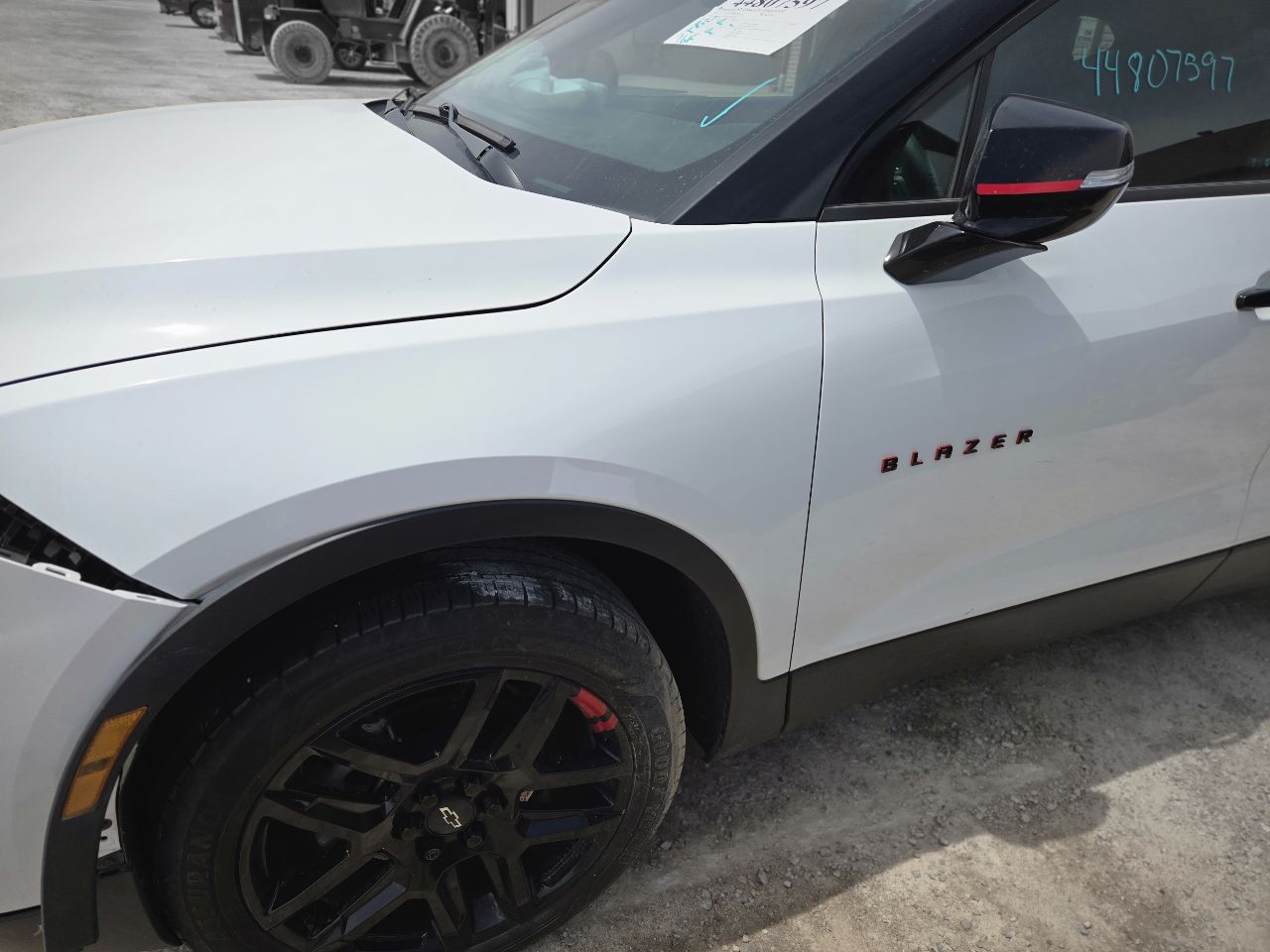 Vehicle/250537_02.jpg
