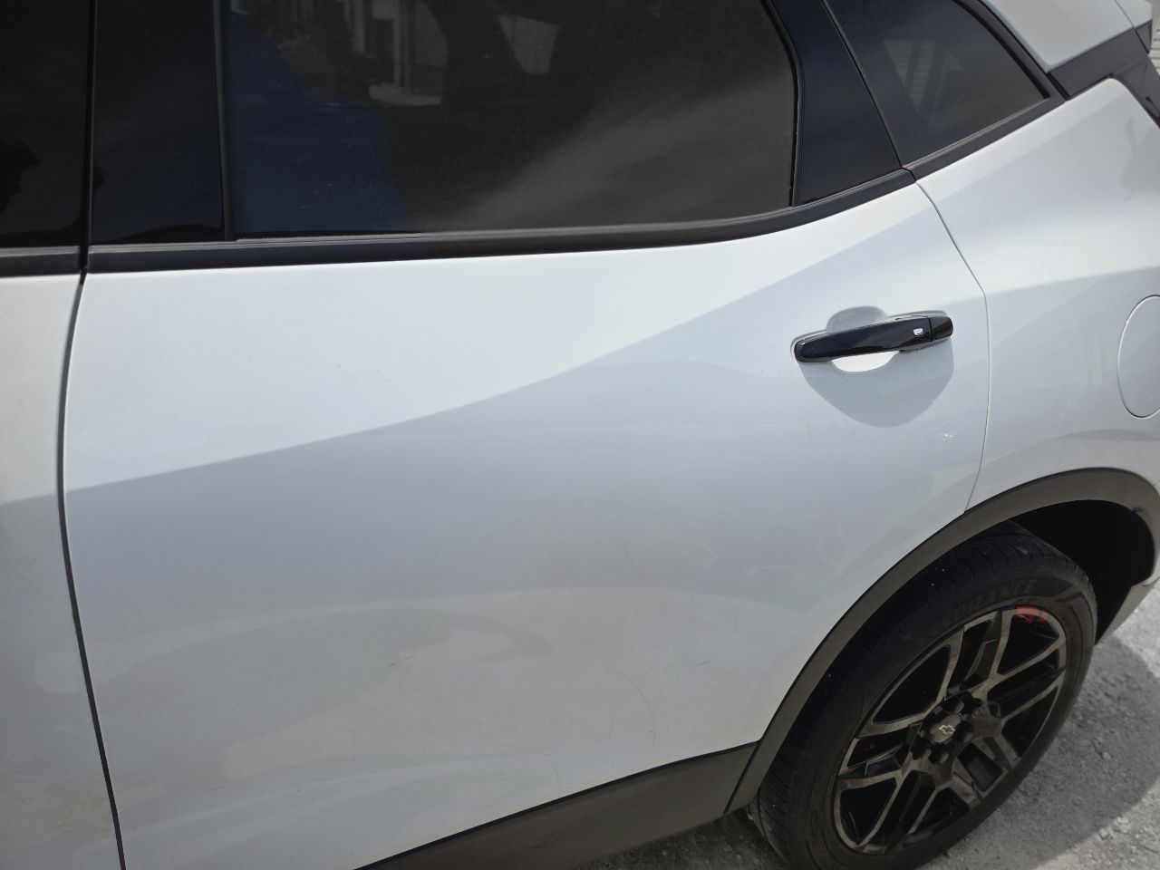 Vehicle/250537_04.jpg