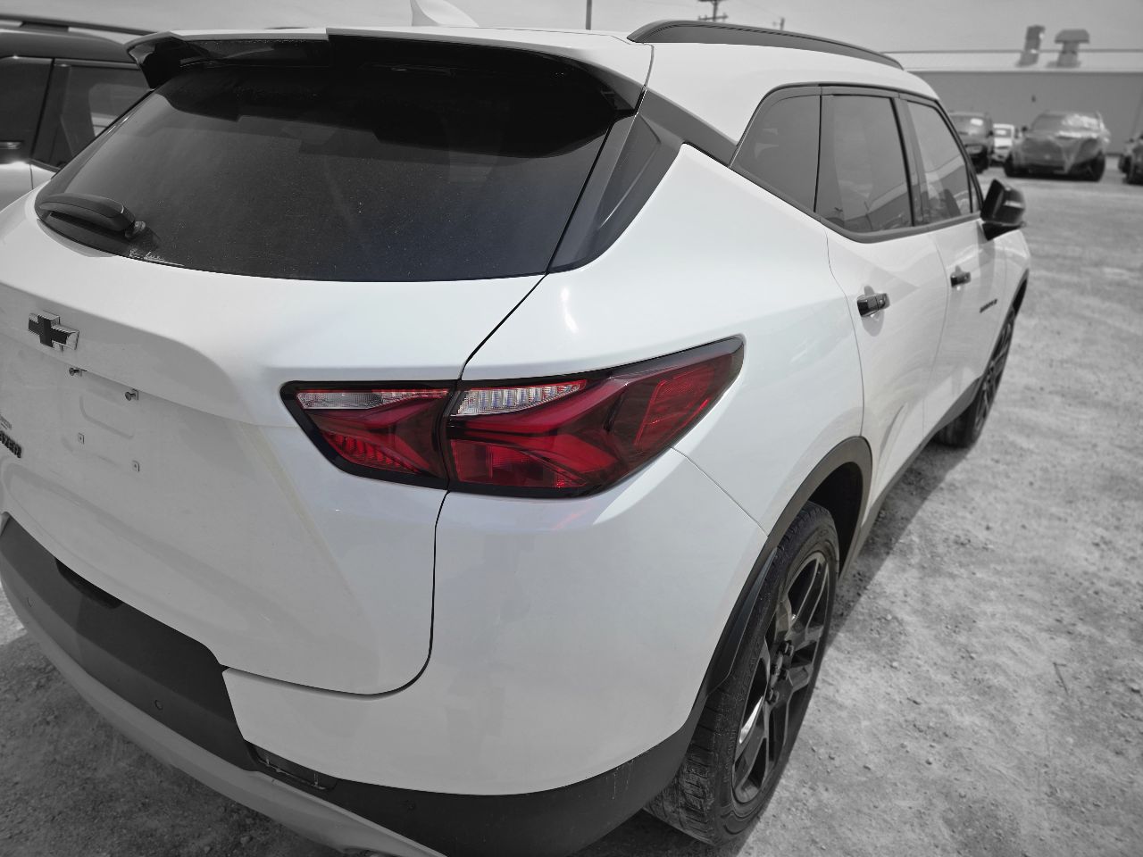 Vehicle/250537_07.jpg
