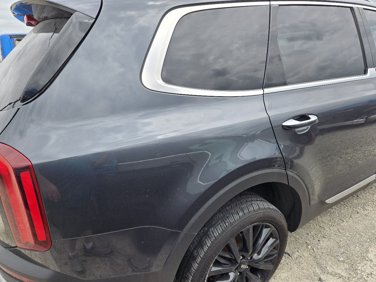 Vehicle/250541_08.jpg
