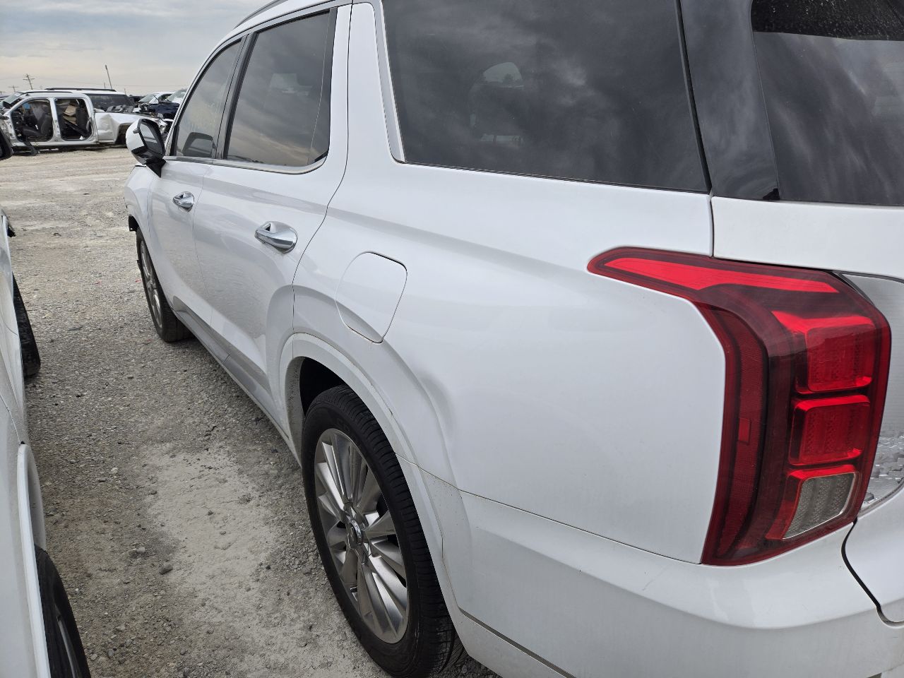 Vehicle/250543_06.jpg