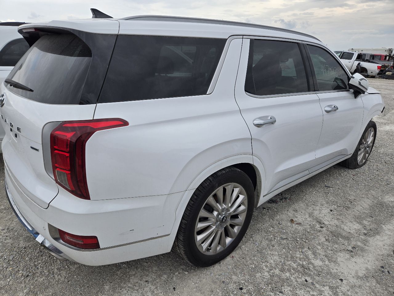 Vehicle/250543_08.jpg