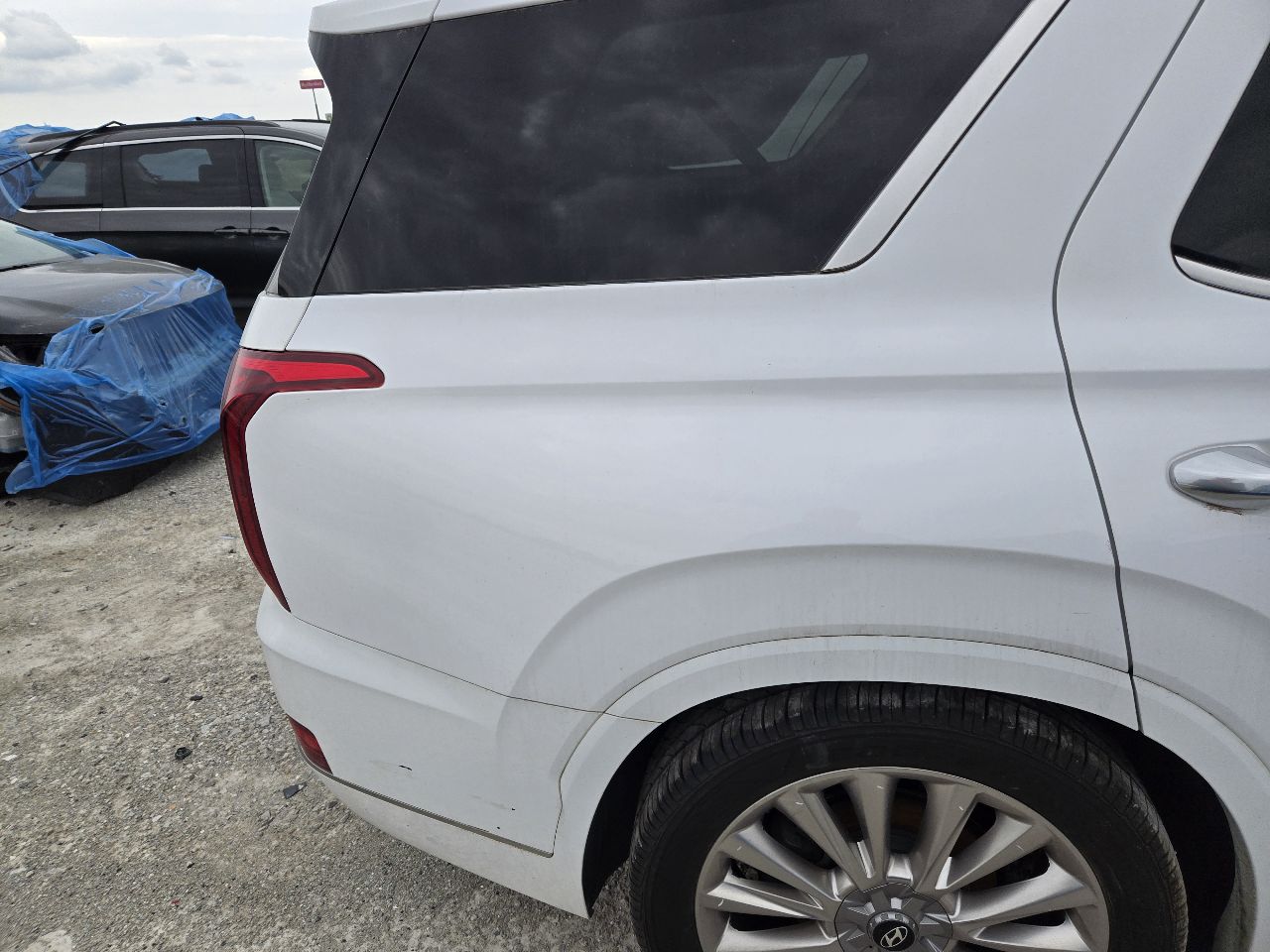 Vehicle/250543_09.jpg