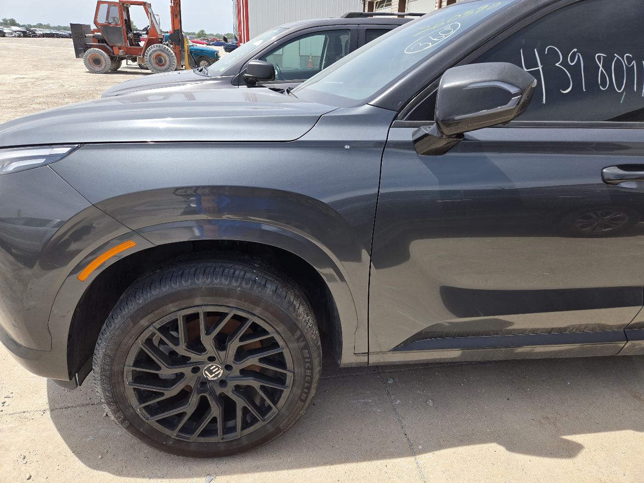 Vehicle/250546_02.jpg
