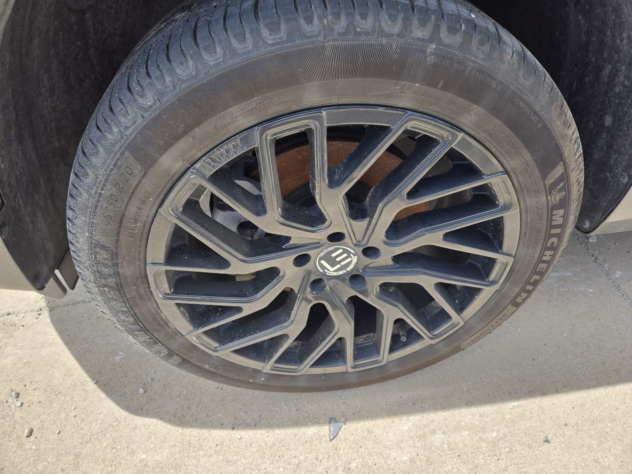 Vehicle/250546_10.jpg