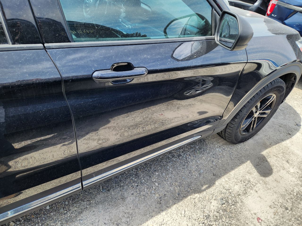 Vehicle/250552_11.jpg