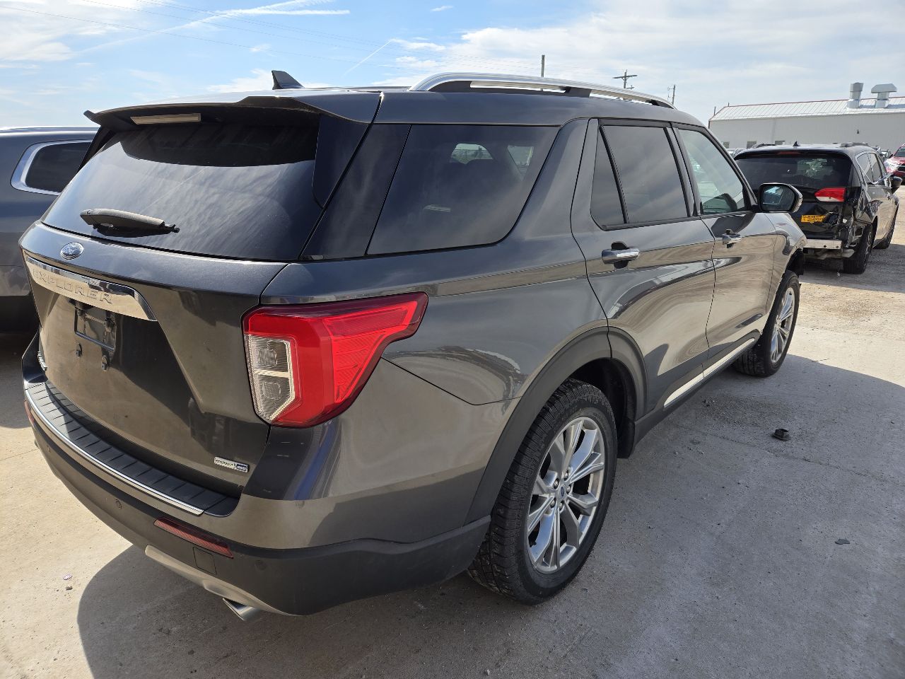 Vehicle/250564_06.jpg