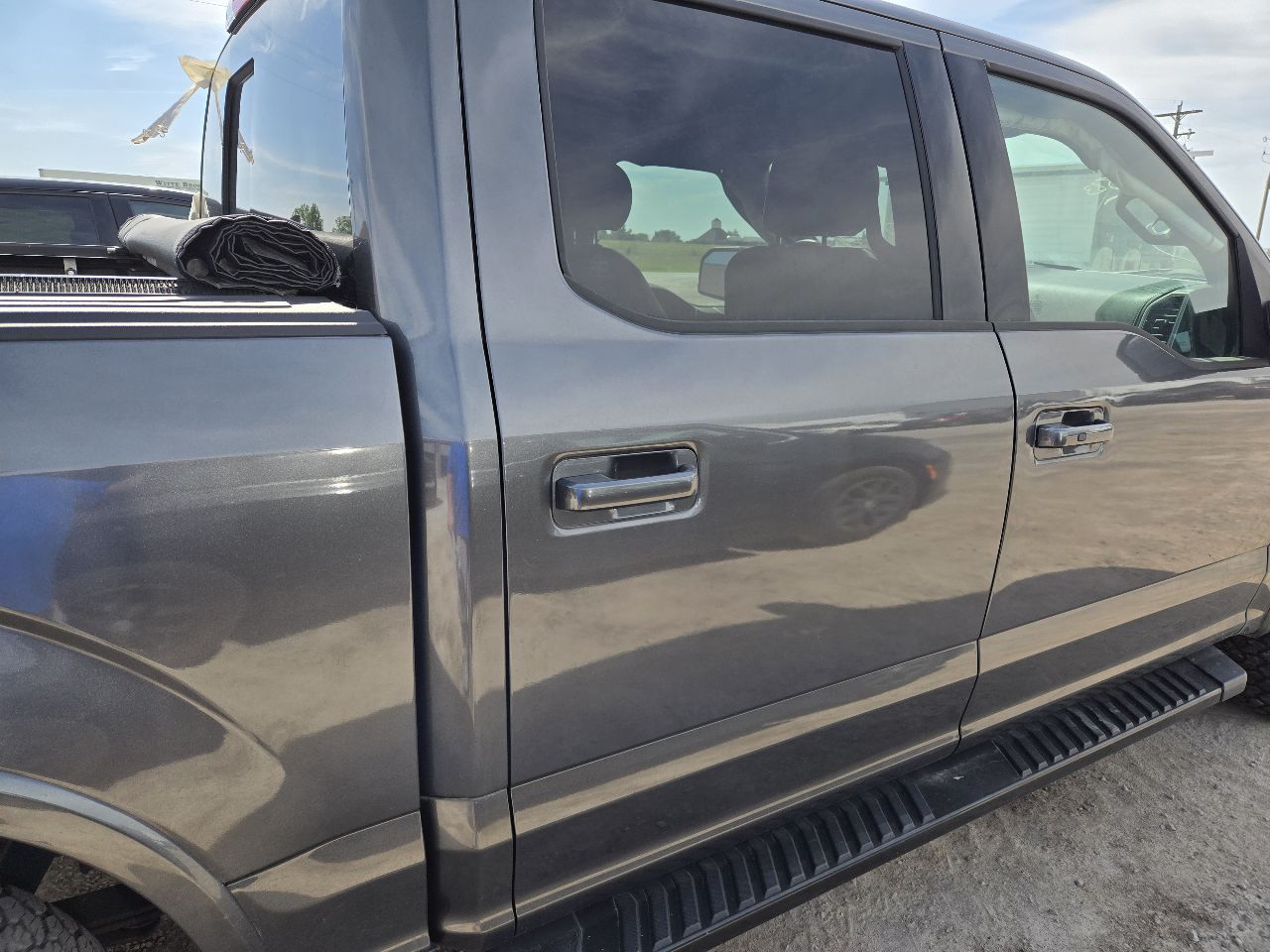 Vehicle/250571_09.jpg