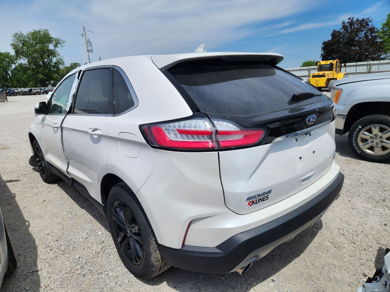 Vehicle/250577_02.jpg