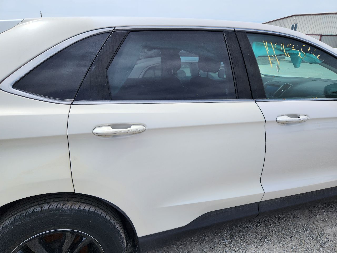 Vehicle/250577_12.jpg