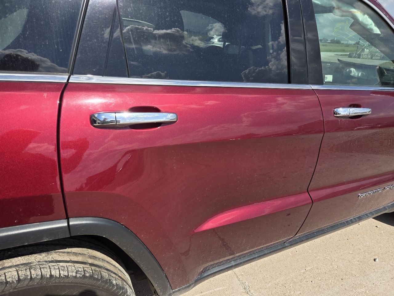 Vehicle/250593_08.jpg