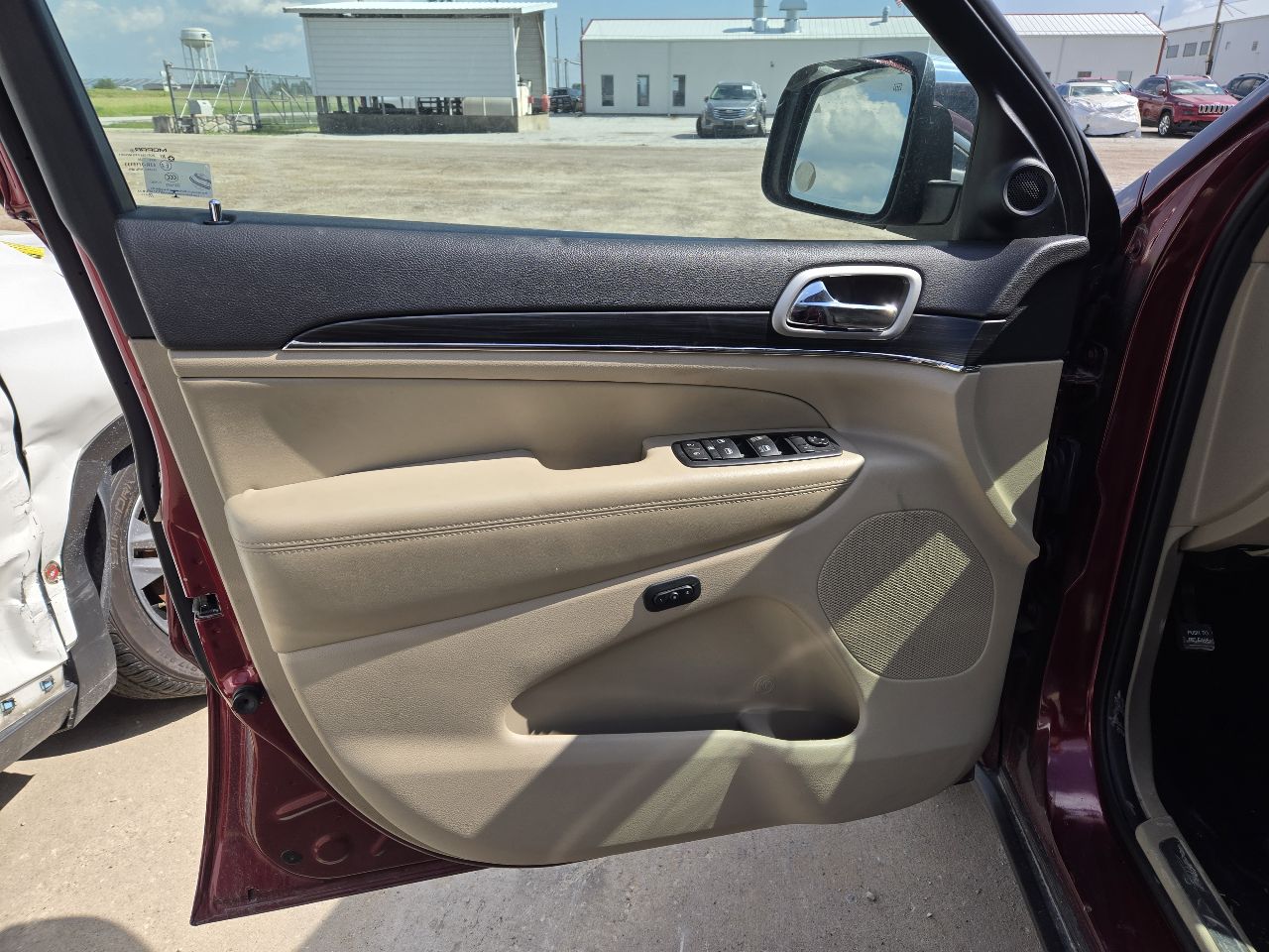 Vehicle/250593_12.jpg