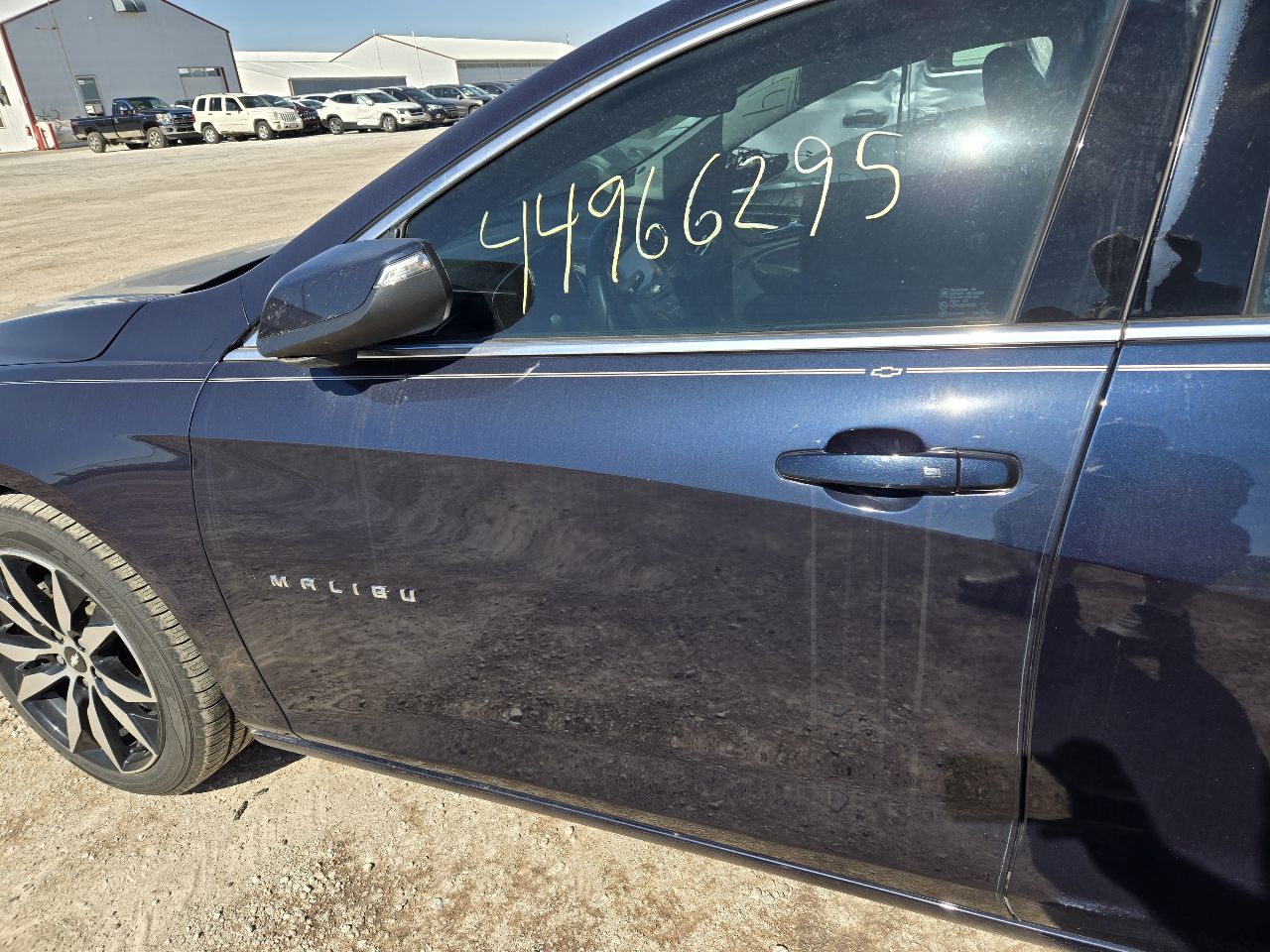 https://f005.backblazeb2.com/file/img-partshotlines-com/Inventory/EX441/Vehicle/250596_03.jpg