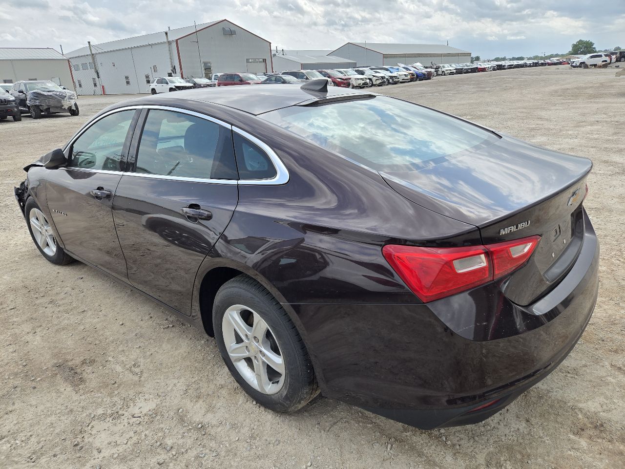 https://f005.backblazeb2.com/file/img-partshotlines-com/Inventory/EX441/Vehicle/250597_05.jpg