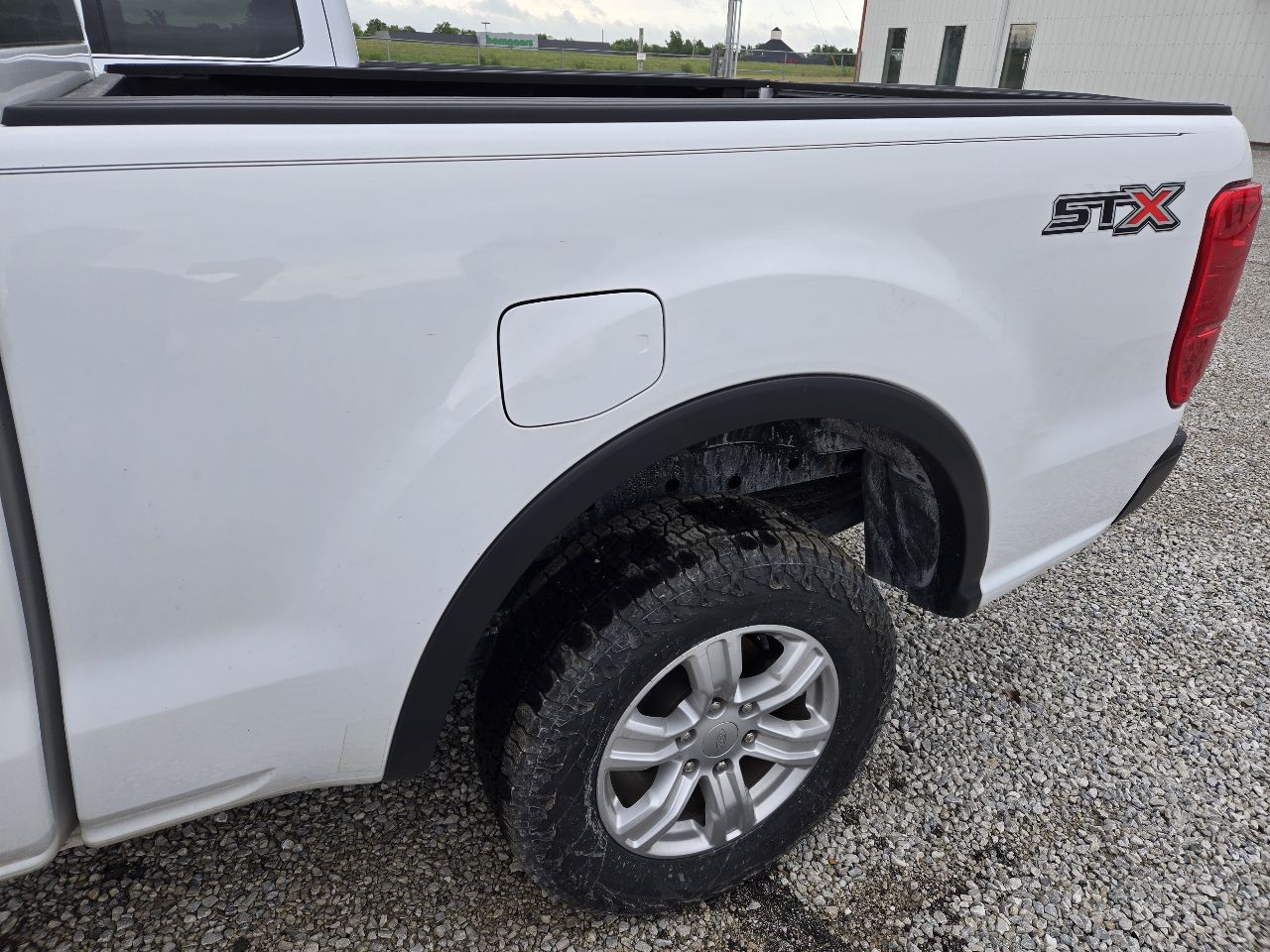 https://f005.backblazeb2.com/file/img-partshotlines-com/Inventory/EX441/Vehicle/250617_04.jpg