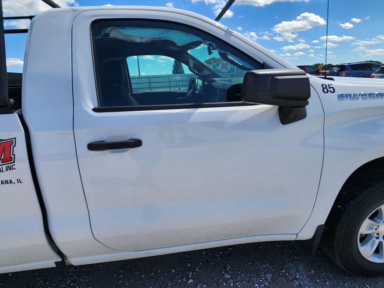 Vehicle/250652_12.jpg