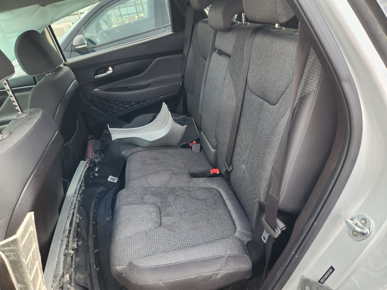 https://f005.backblazeb2.com/file/img-partshotlines-com/Inventory/EX441/Vehicle/250654_06.jpg