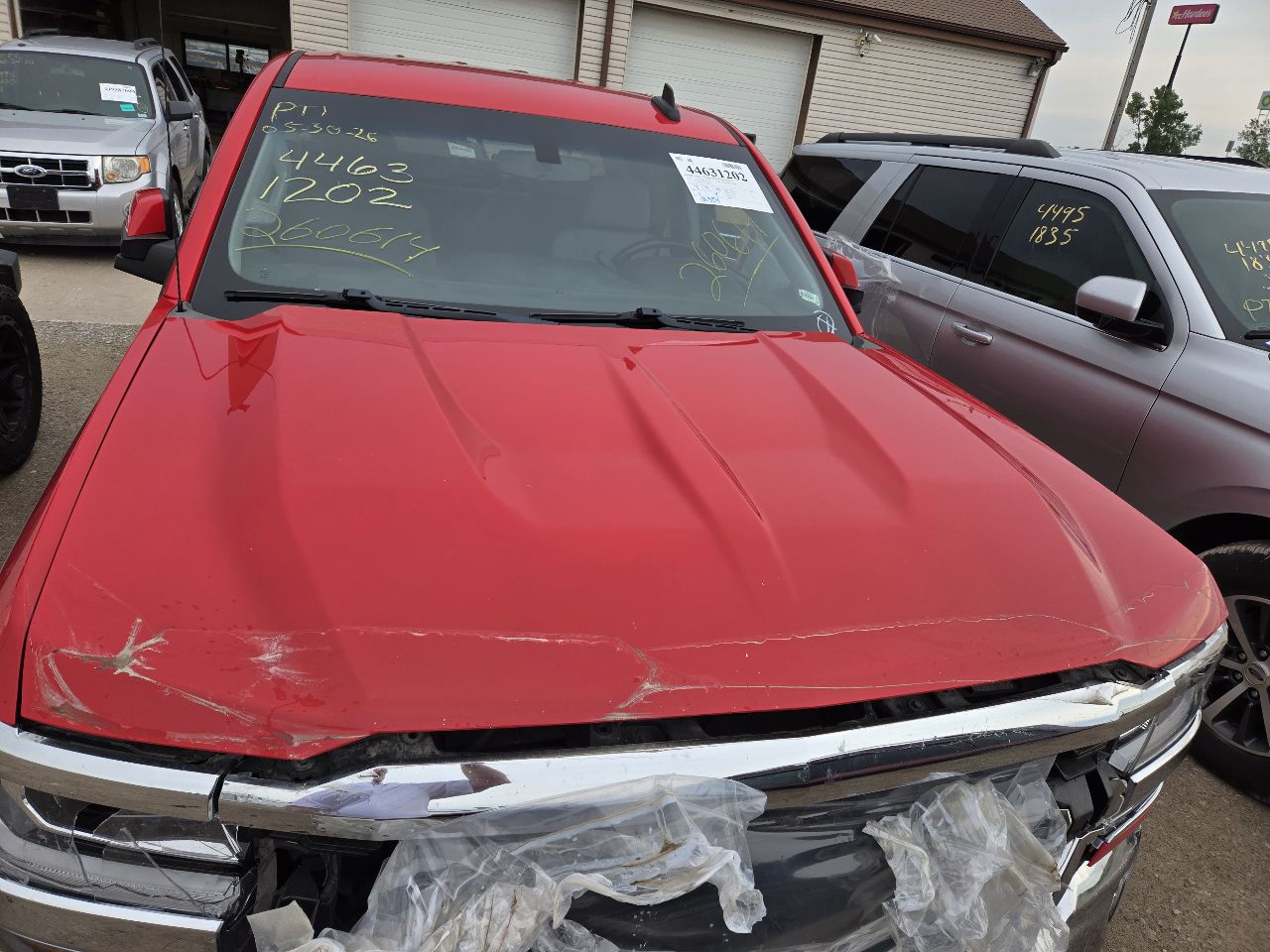 Vehicle/250670_14.jpg