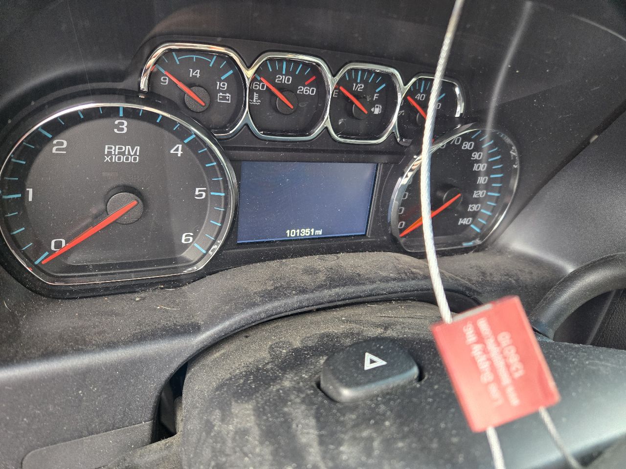 Vehicle/250670_16.jpg