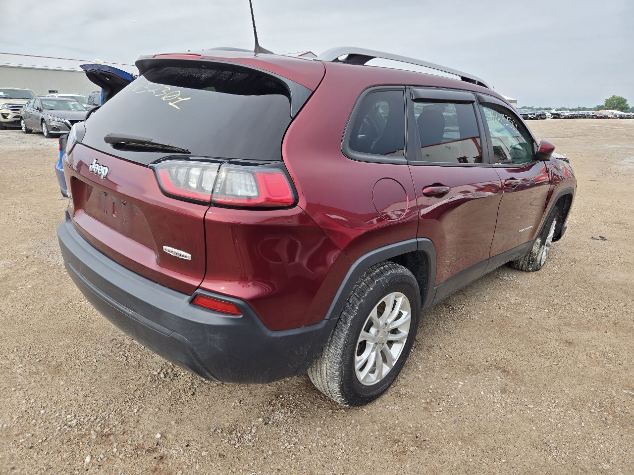 Vehicle/250671_07.jpg