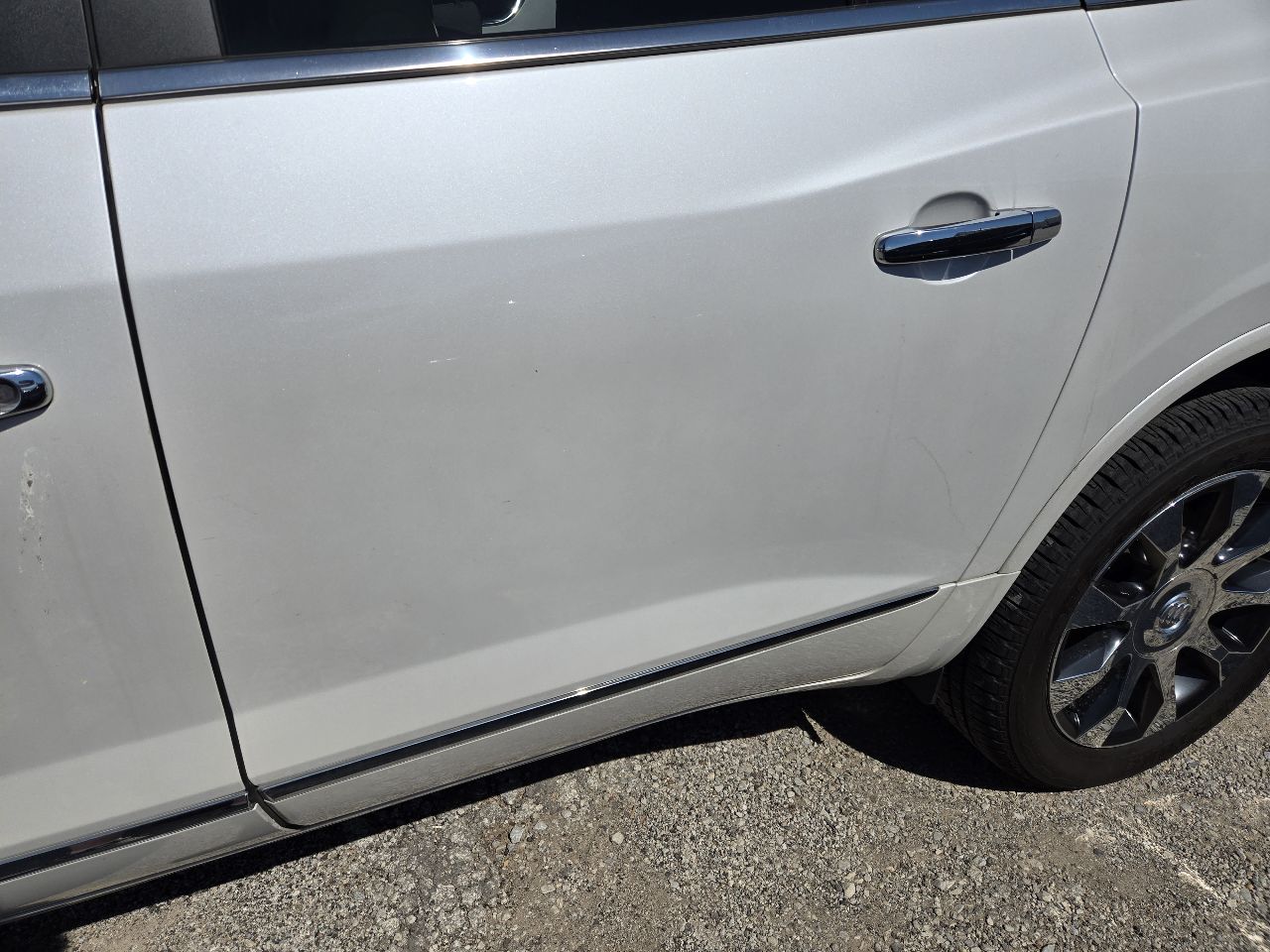 Vehicle/250680_03.jpg