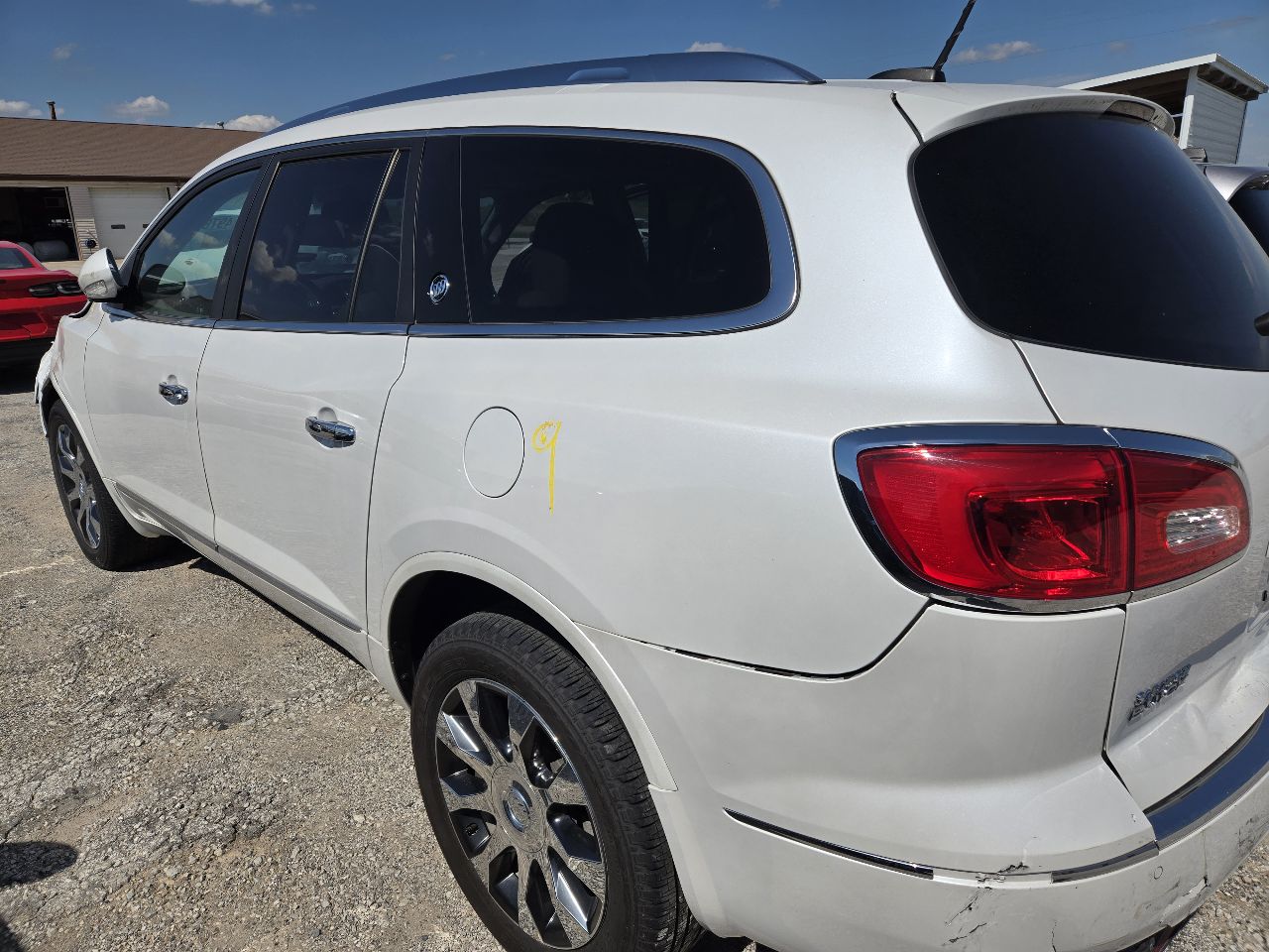 Vehicle/250680_04.jpg