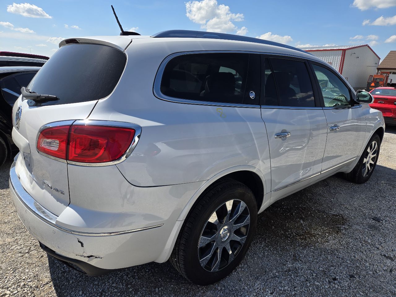 Vehicle/250680_06.jpg