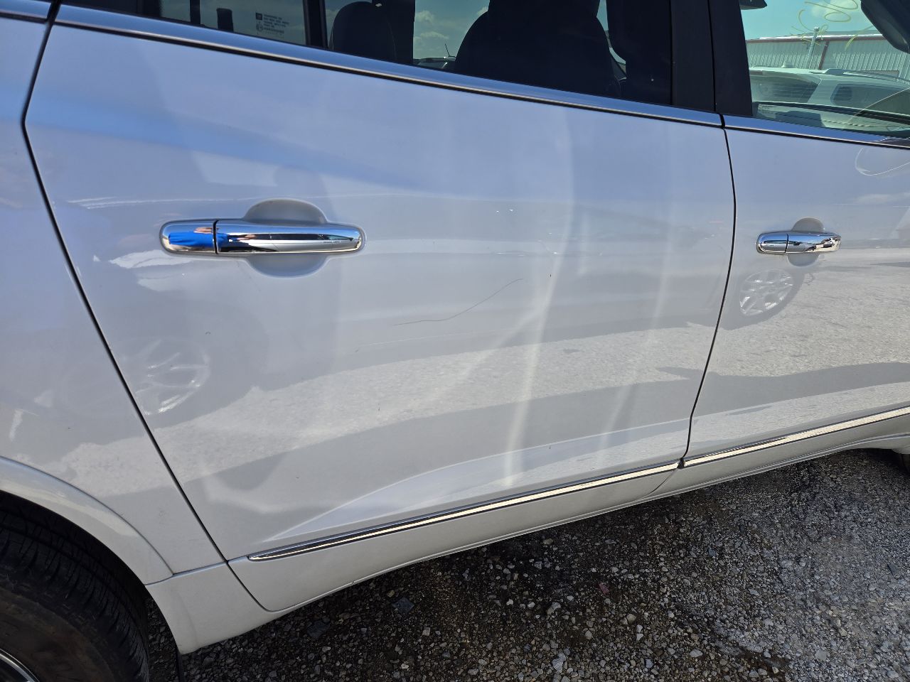 Vehicle/250680_07.jpg