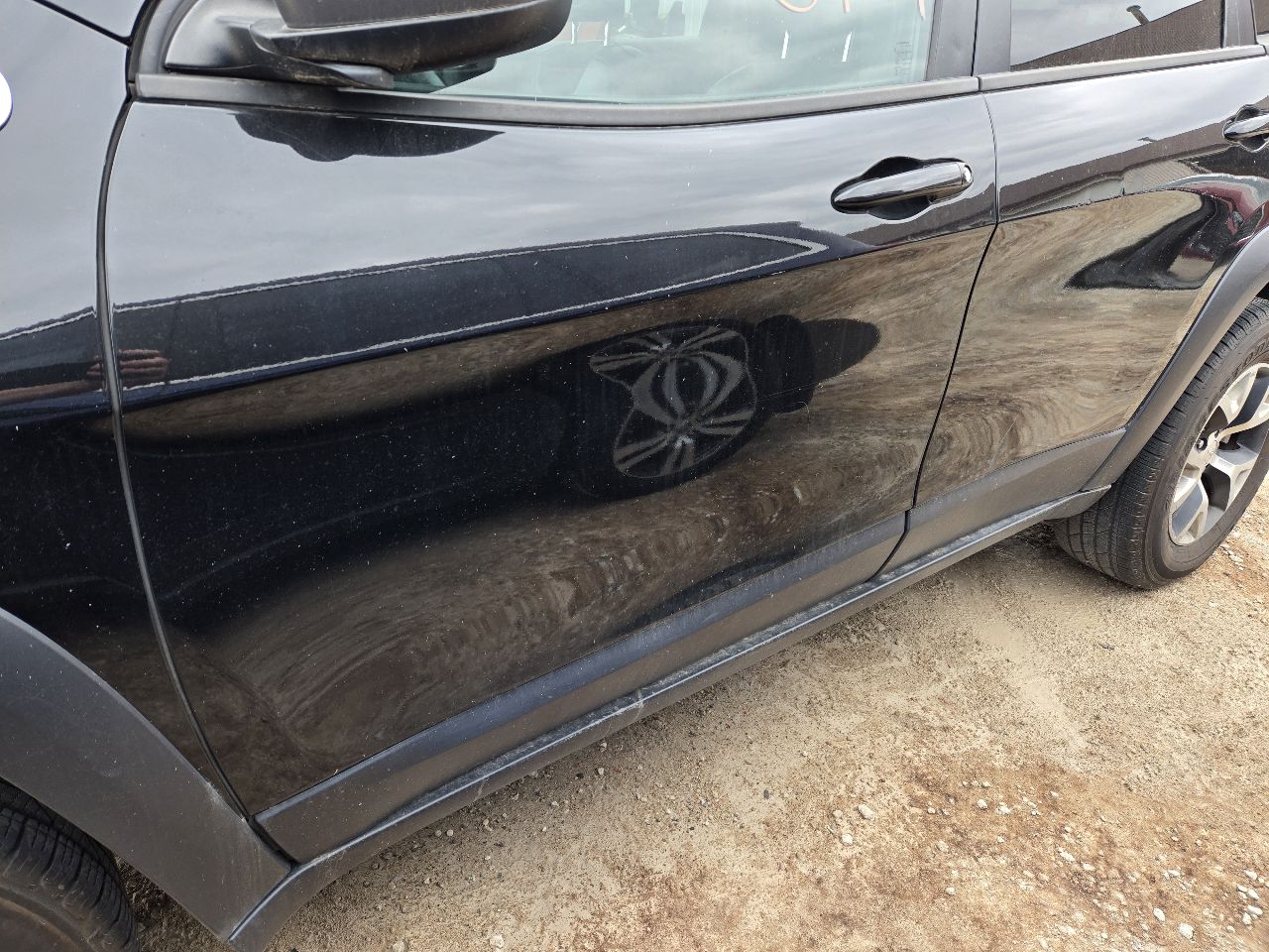 Vehicle/250688_03.jpg