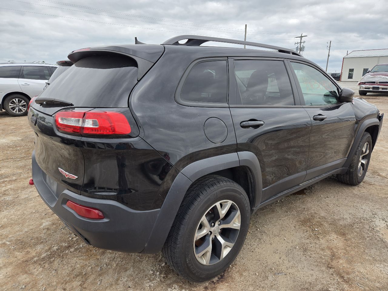 Vehicle/250688_07.jpg