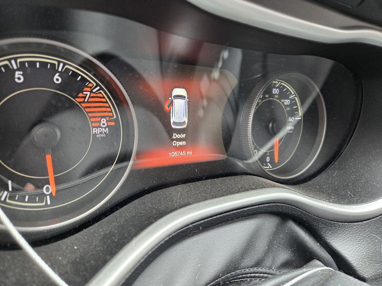 Vehicle/250688_12.jpg