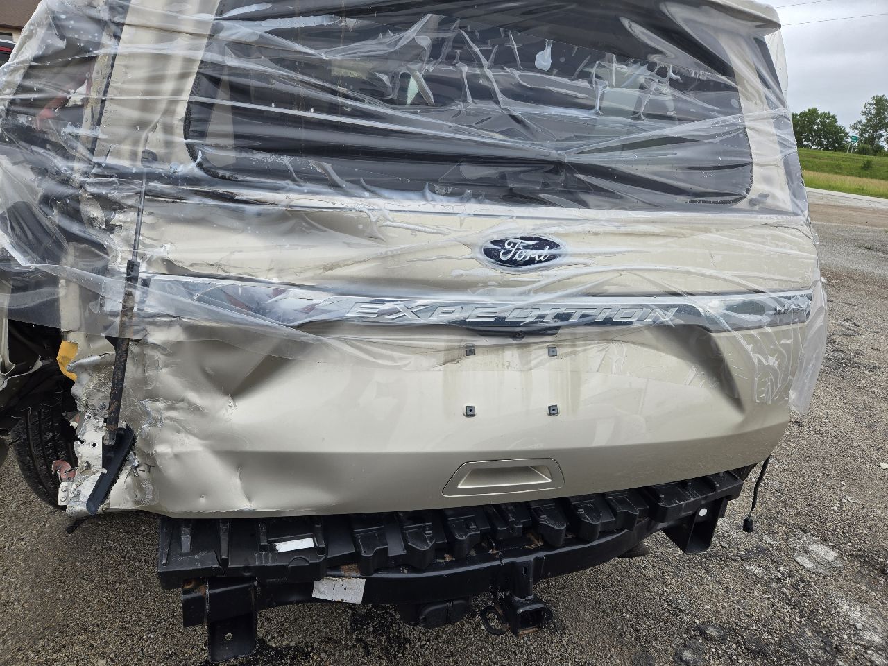 Vehicle/250689_05.jpg