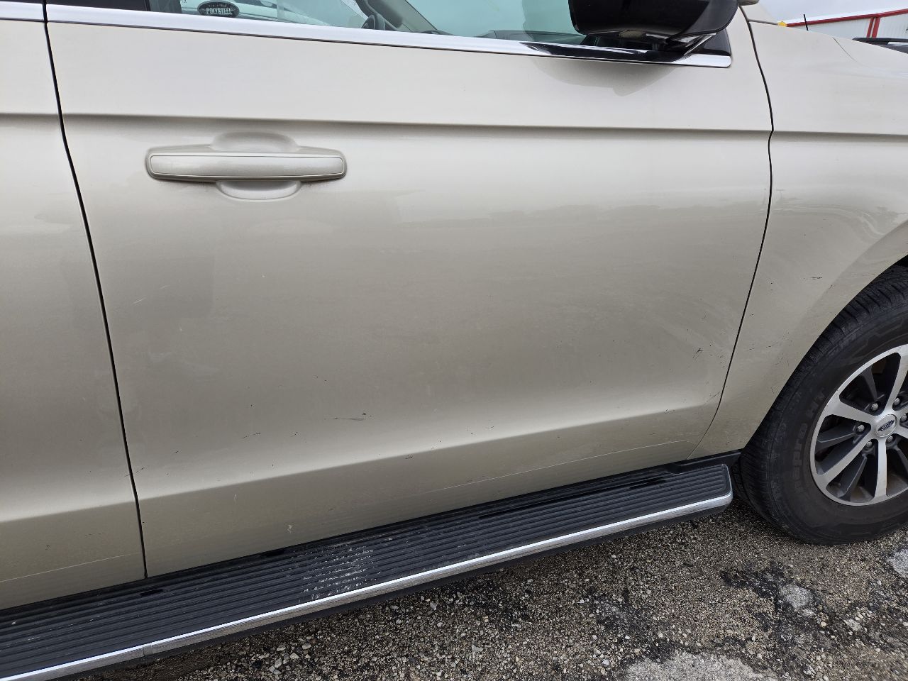 Vehicle/250689_08.jpg