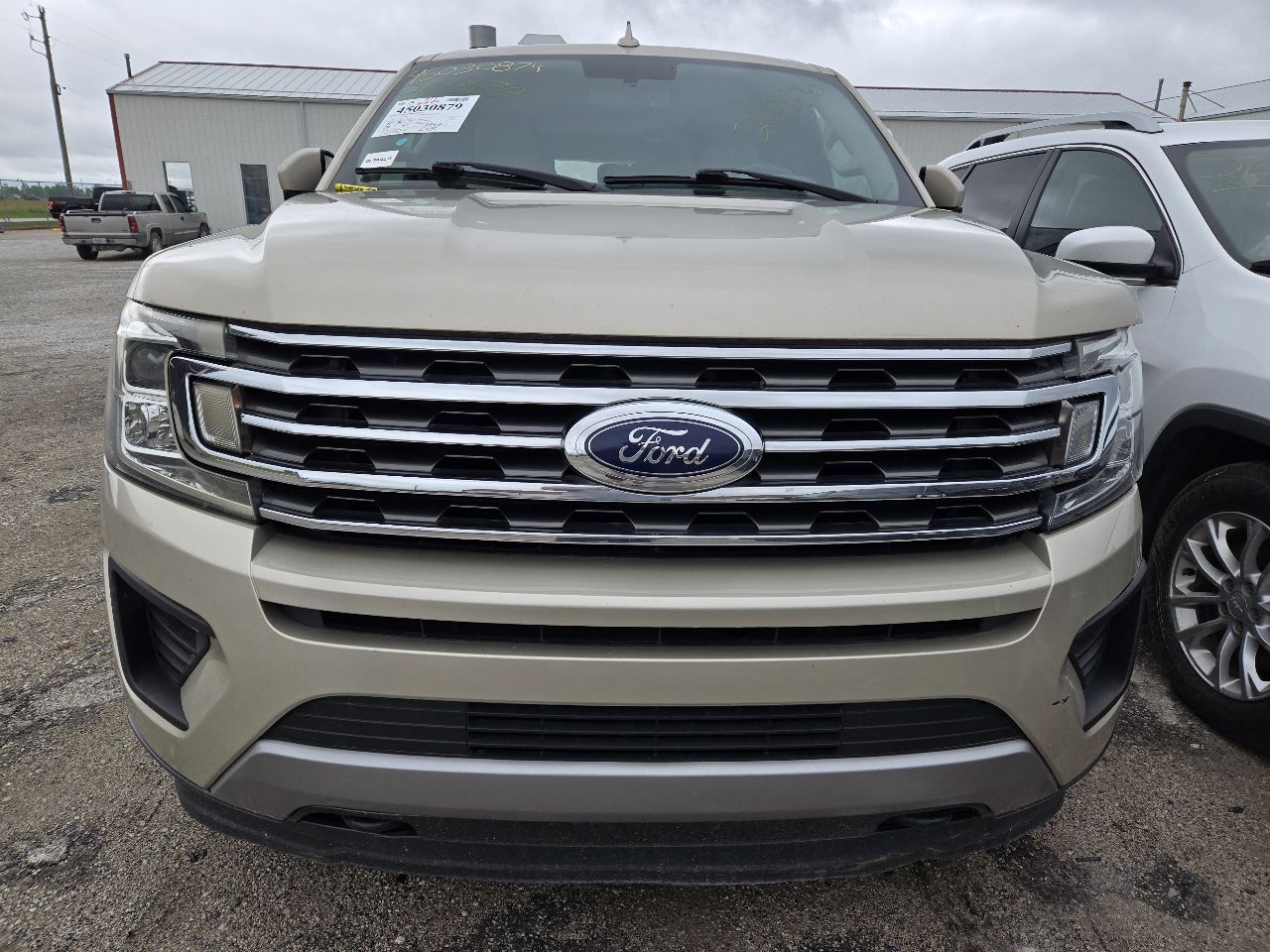 Vehicle/250689_11.jpg