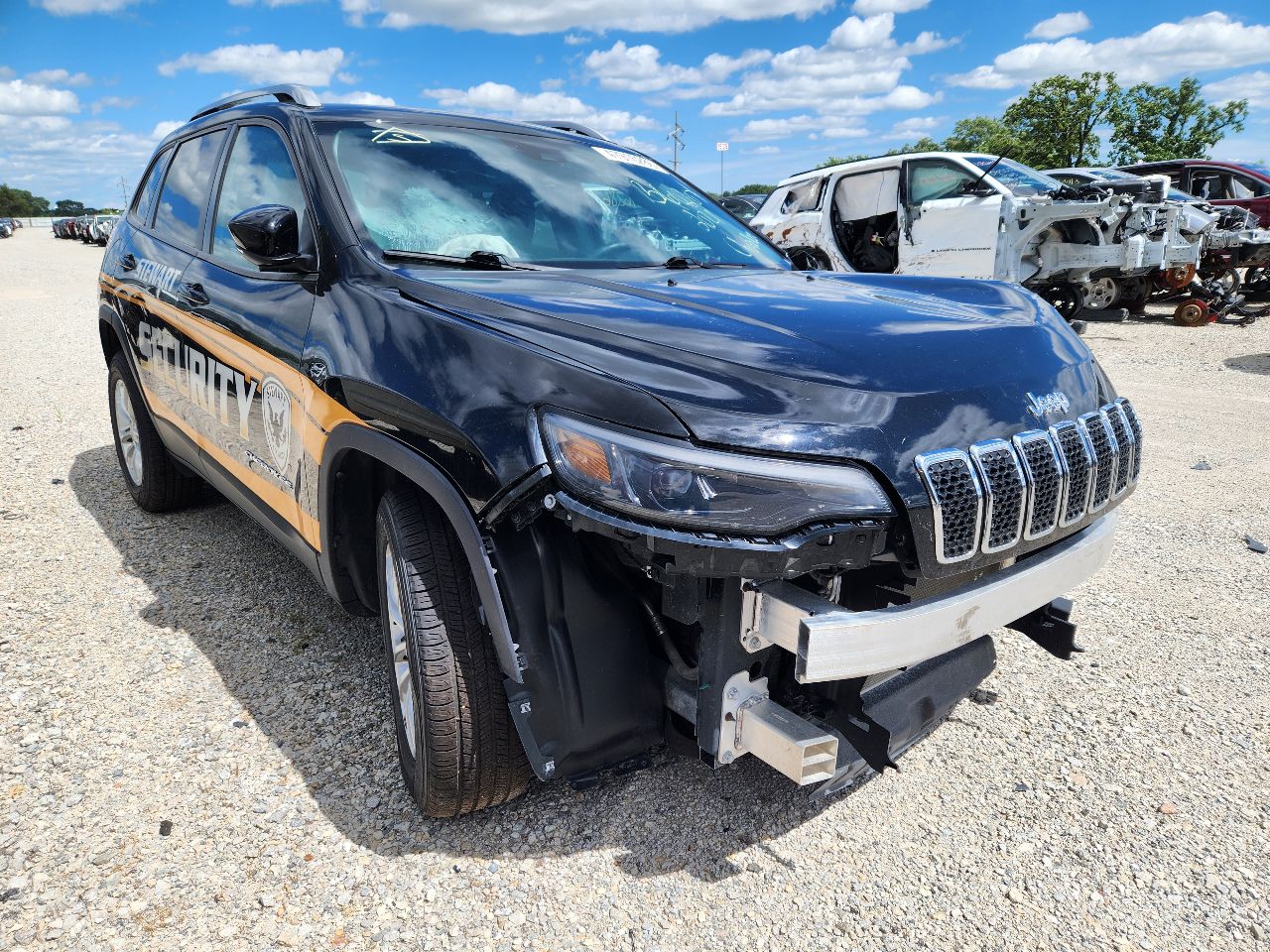Vehicle/250696_04.jpg