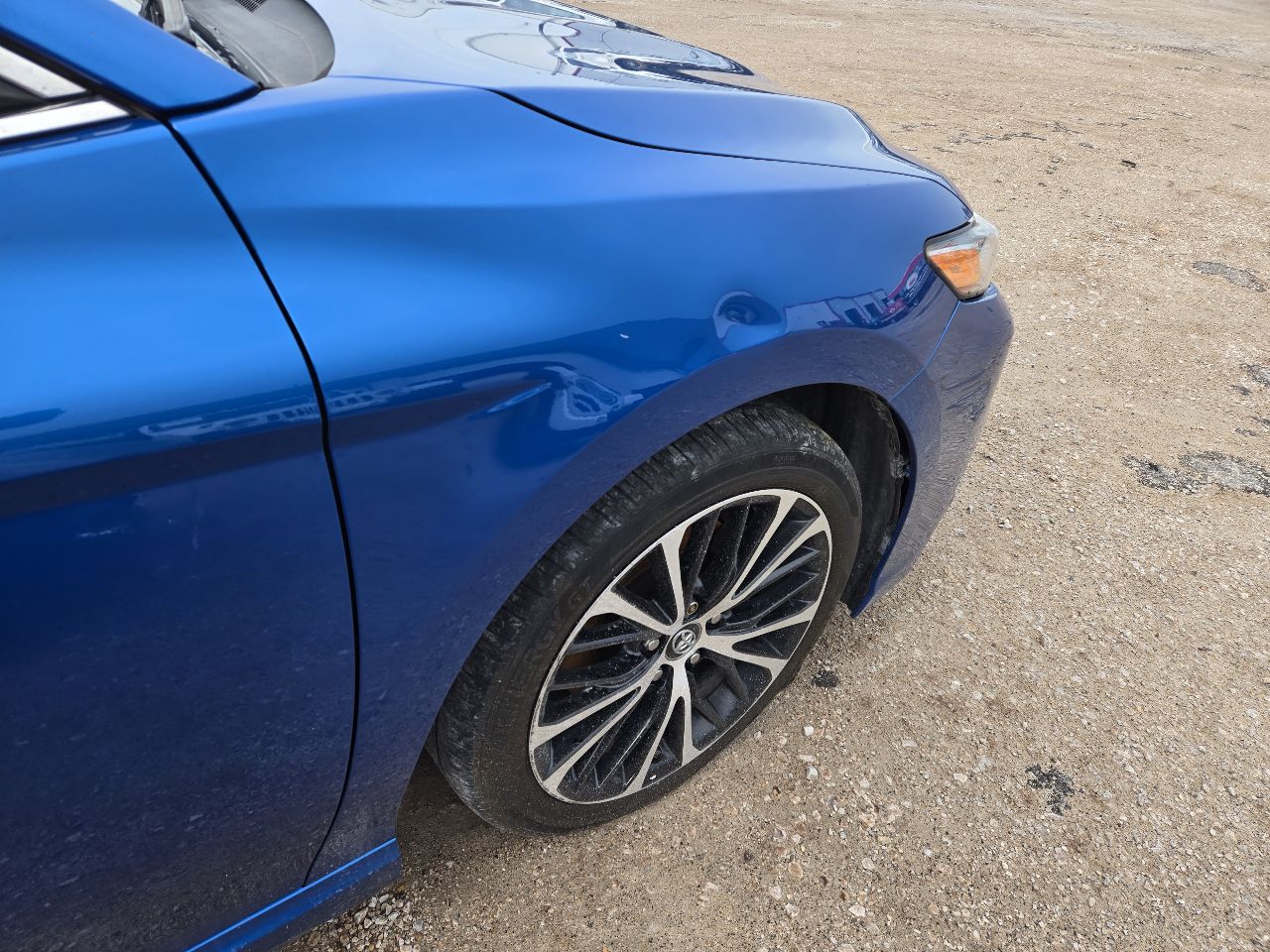https://f005.backblazeb2.com/file/img-partshotlines-com/Inventory/EX441/Vehicle/250707_10.jpg